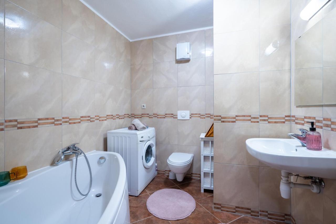Apartment Romana High Tatras-Fantastic Views-Washer Nova Lesna Bagian luar foto